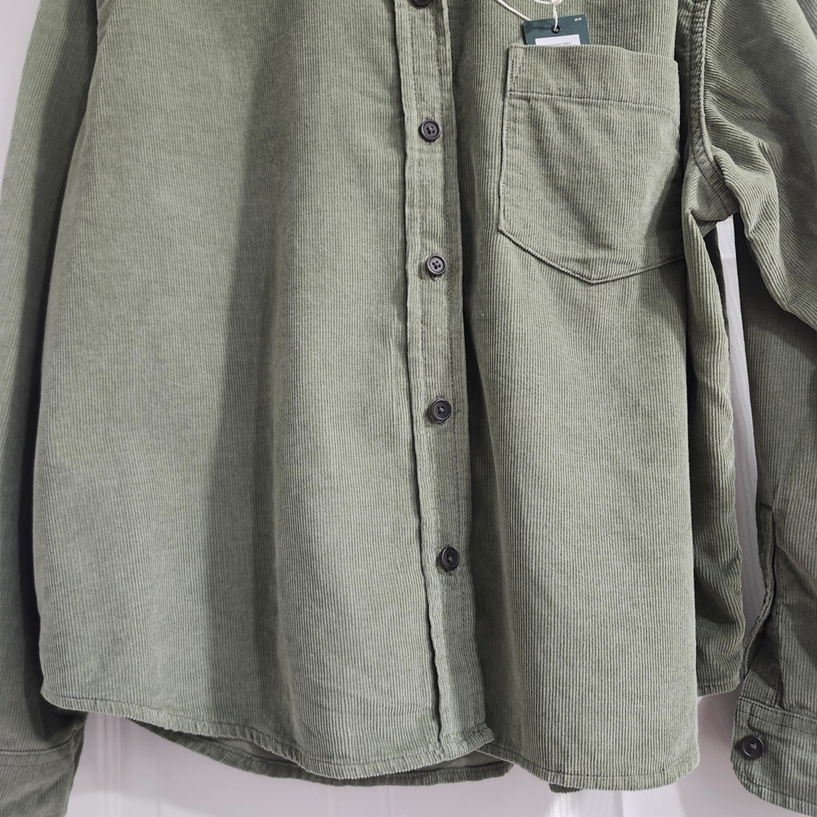Nwt Alpine Design Olive Men's Casual Button Down Shirt — image 7 of 8